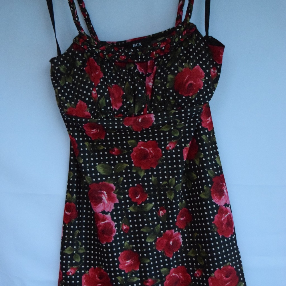 BCX Rose Pattern Black Padded Top (XS)